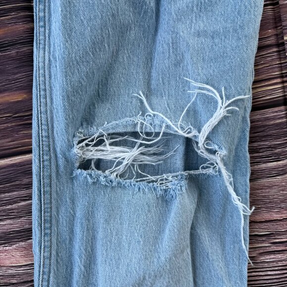 Abercrombie & Fitch 90's Relaxed Jean High Rise Womens size 28 - Picture 4 of 5
